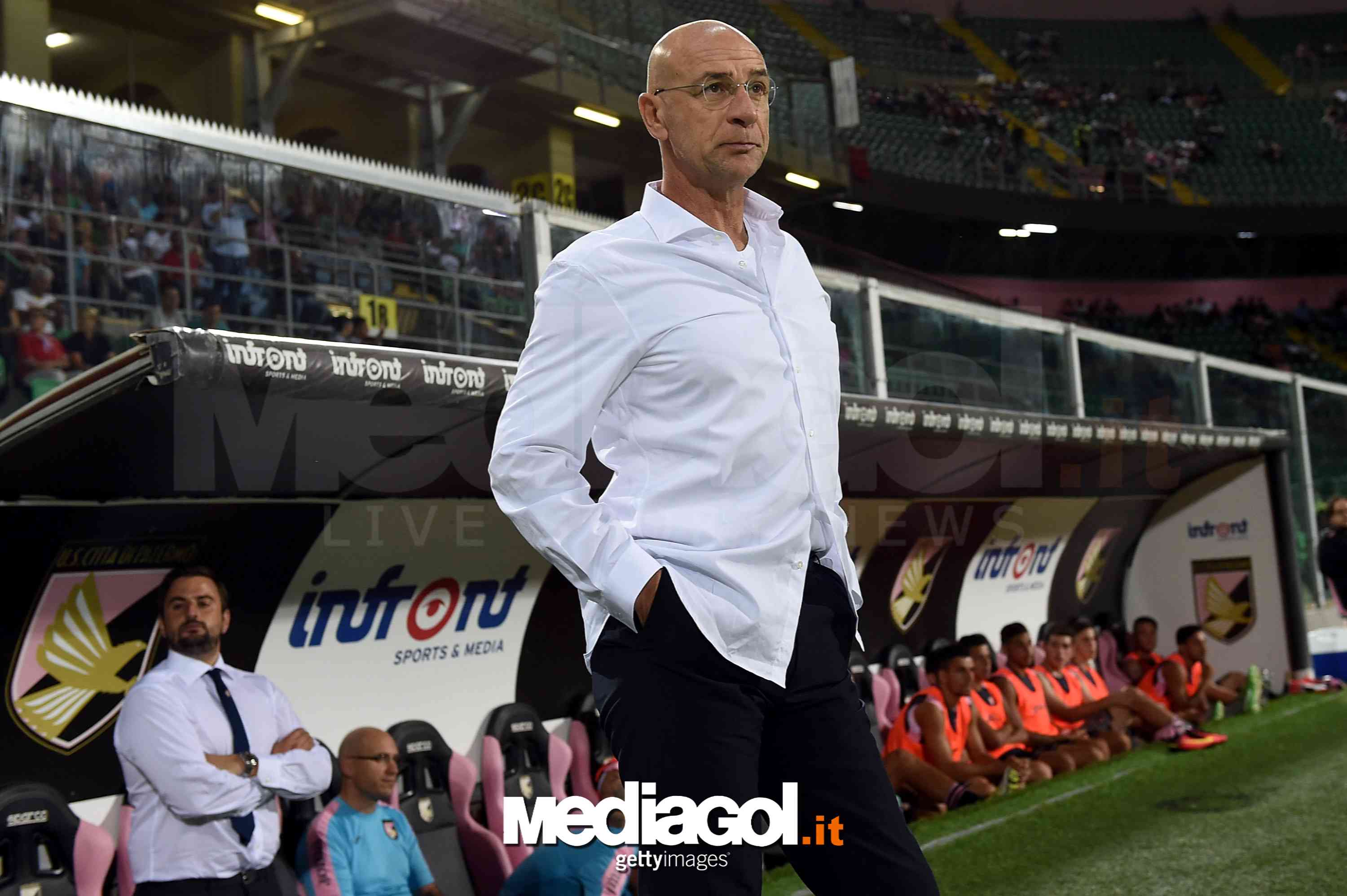 PALERMO, ITALY - AUGUST 06:  Head coach Davide Ballardini of Palermo looks on during the friendly match between US Citta' di Palermo and Olympique Marseille at Renzo Barbera Stadium on August 6, 2016 in Palermo, Italy.  (Photo by Tullio M. Puglia/Getty Images)