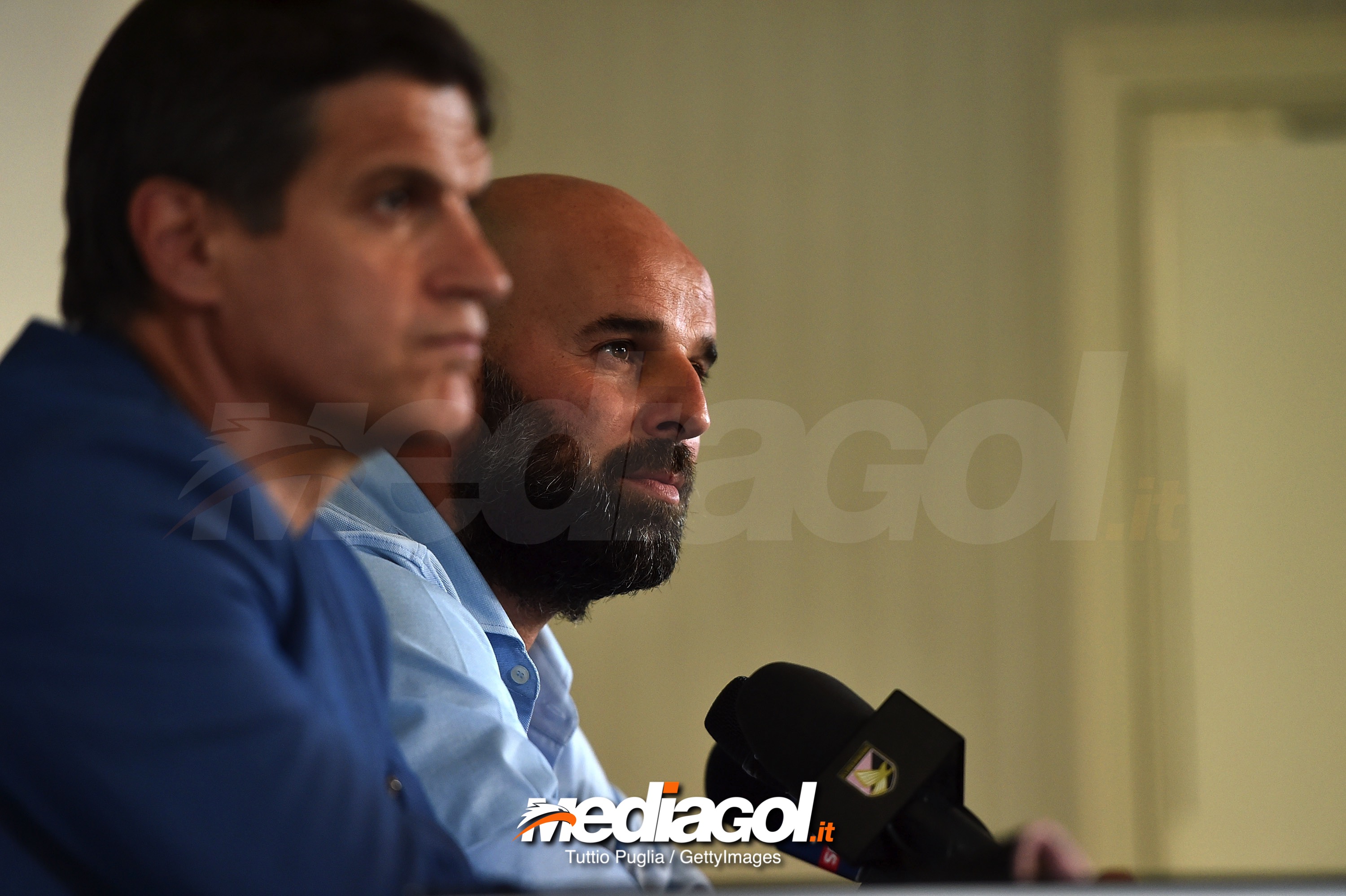 PALERMO, ITALY - APRIL 29:  Roberto Stellone, new head coach of US Citta' di Palermo, answers questions during a press conference at Carmelo Onorato training center on April 29, 2018 in Palermo, Italy.  (Photo by Tullio M. Puglia/Getty Images)