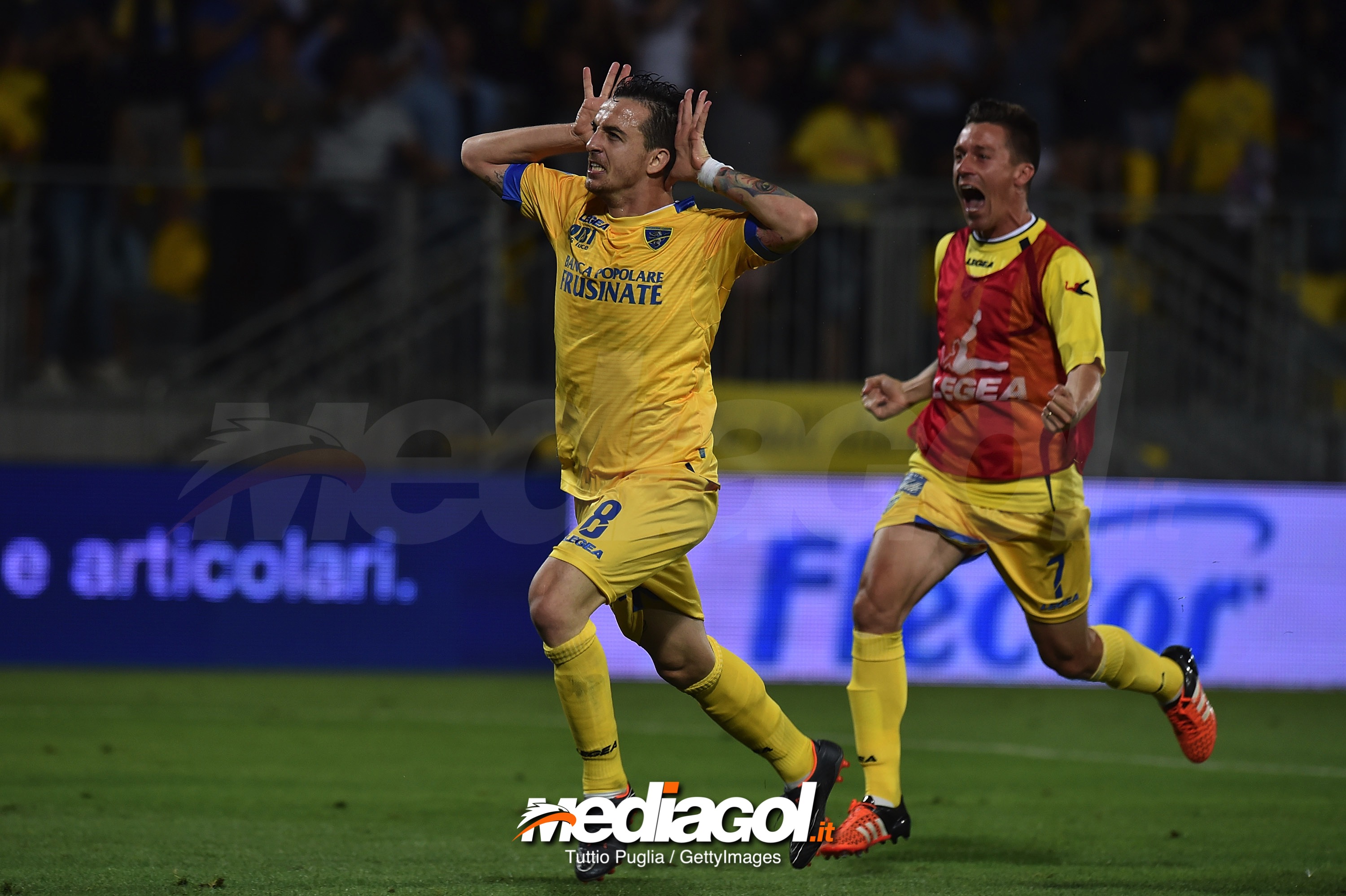 FROSINONE, ITALY - JUNE 16:  Raffaele Maiello of Frosinone celebrates after scoring the opening goal during the serie B playoff match final between Frosinone Calcio v US Citta di Palermo at Stadio Benito Stirpe on June 16, 2018 in Frosinone, Italy.  (Photo by Tullio M. Puglia/Getty Images)