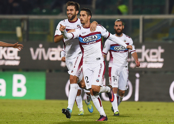 PALERMO, ITALY - NOVEMBER 20:  Alessandro Salvi of Cittadella celebrates after scoring his team's third goal during the Serie B match between US Citta' di Palermo and Cittadella at Stadio Renzo Barbera on November 20, 2017 in Palermo, Italy.  (Photo by Tullio M. Puglia/Getty Images)