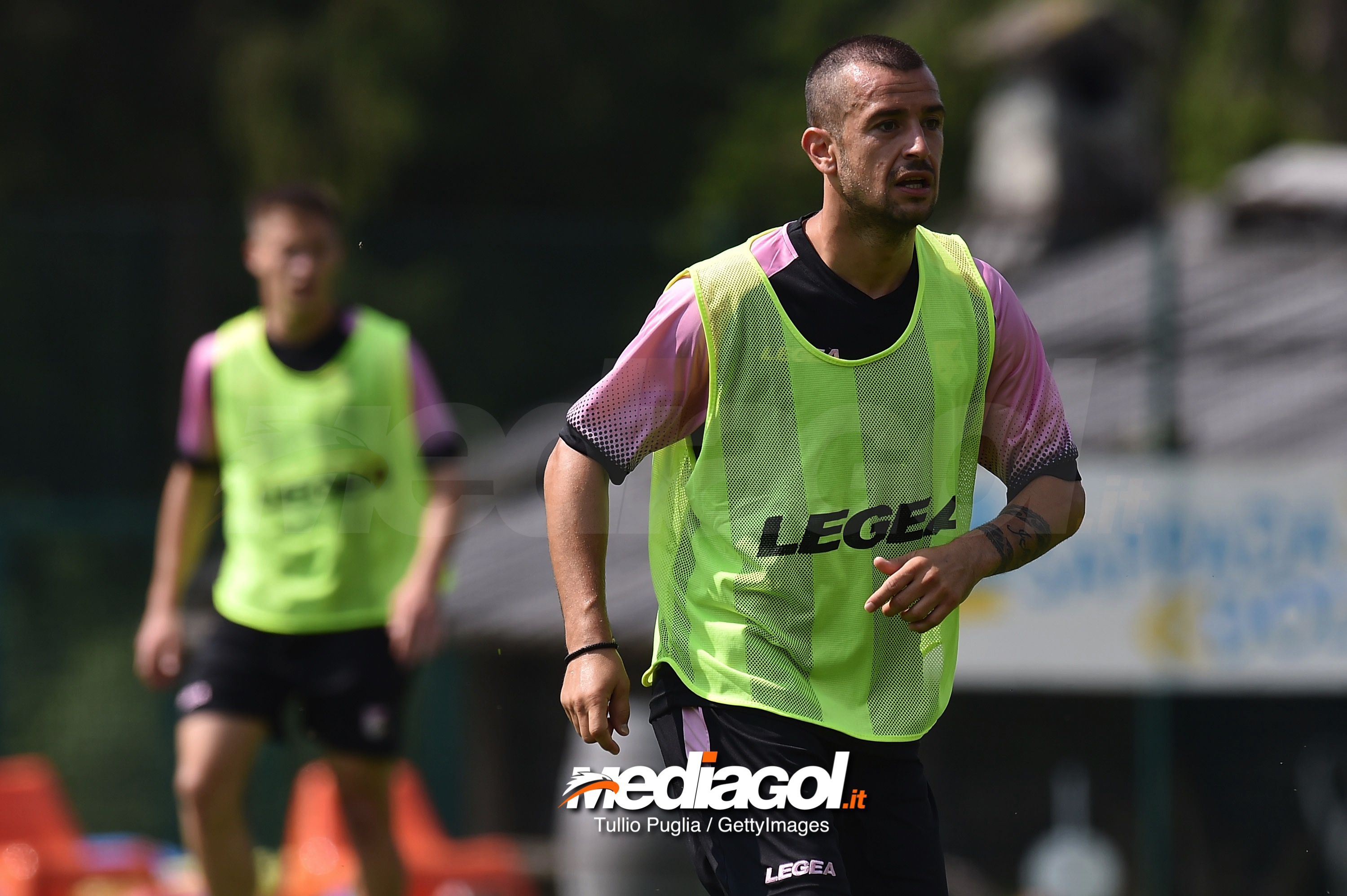 BELLUNO, ITALY - JULY 20: Ilija Nestorovski in action during a training session at the US Citta' di Palermo training camp on July 20, 2018 in Belluno, Italy.  (Photo by Tullio M. Puglia/Getty Images)