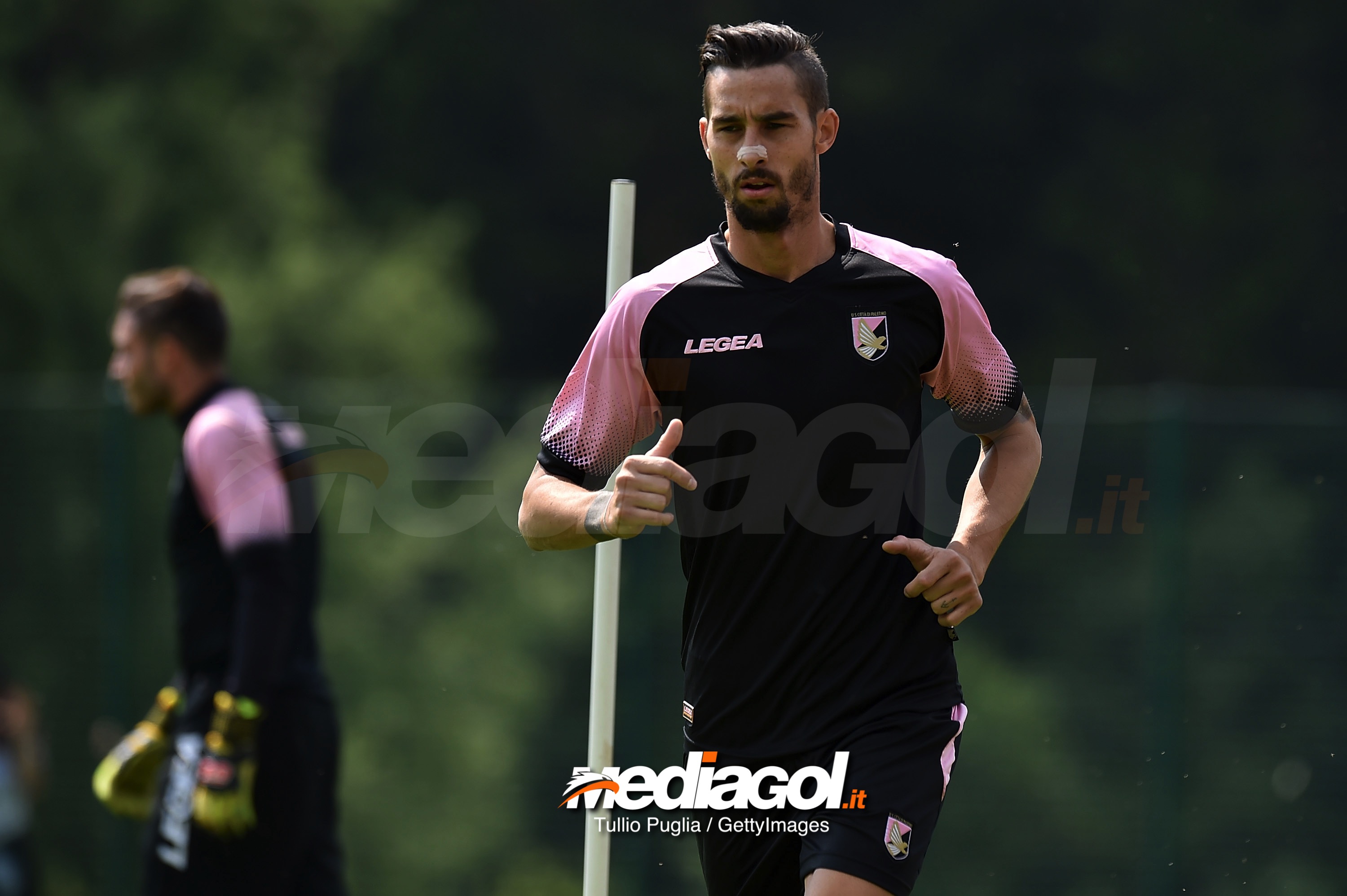 BELLUNO, ITALY - JULY 20:  Alessandro Salvi runs during a training session at the US Citta' di Palermo training camp on July 20, 2018 in Belluno, Italy.  (Photo by Tullio M. Puglia/Getty Images)