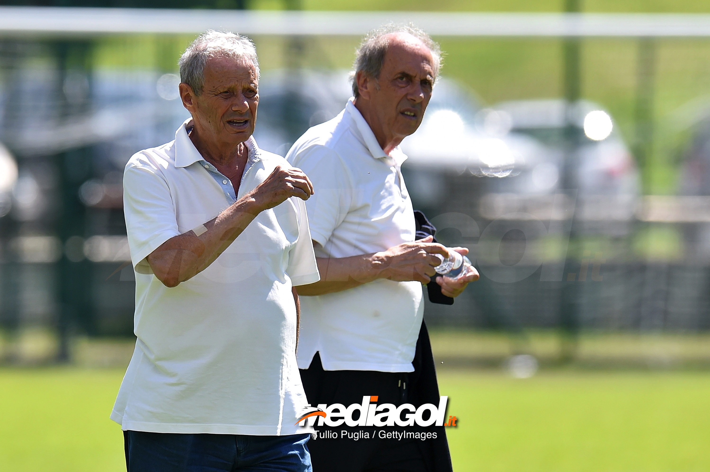 BELLUNO, ITALY - JULY 25: Palermo owner Maurizio Zamparini and Sport Director Rino Foschi look on during a training session at the US Citta' di Palermo training camp on July 25, 2018 in Belluno, Italy.  (Photo by Tullio M. Puglia/Getty Images)