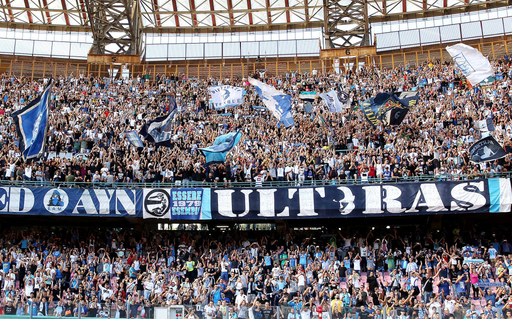 Napoli curva tifosi san paolo