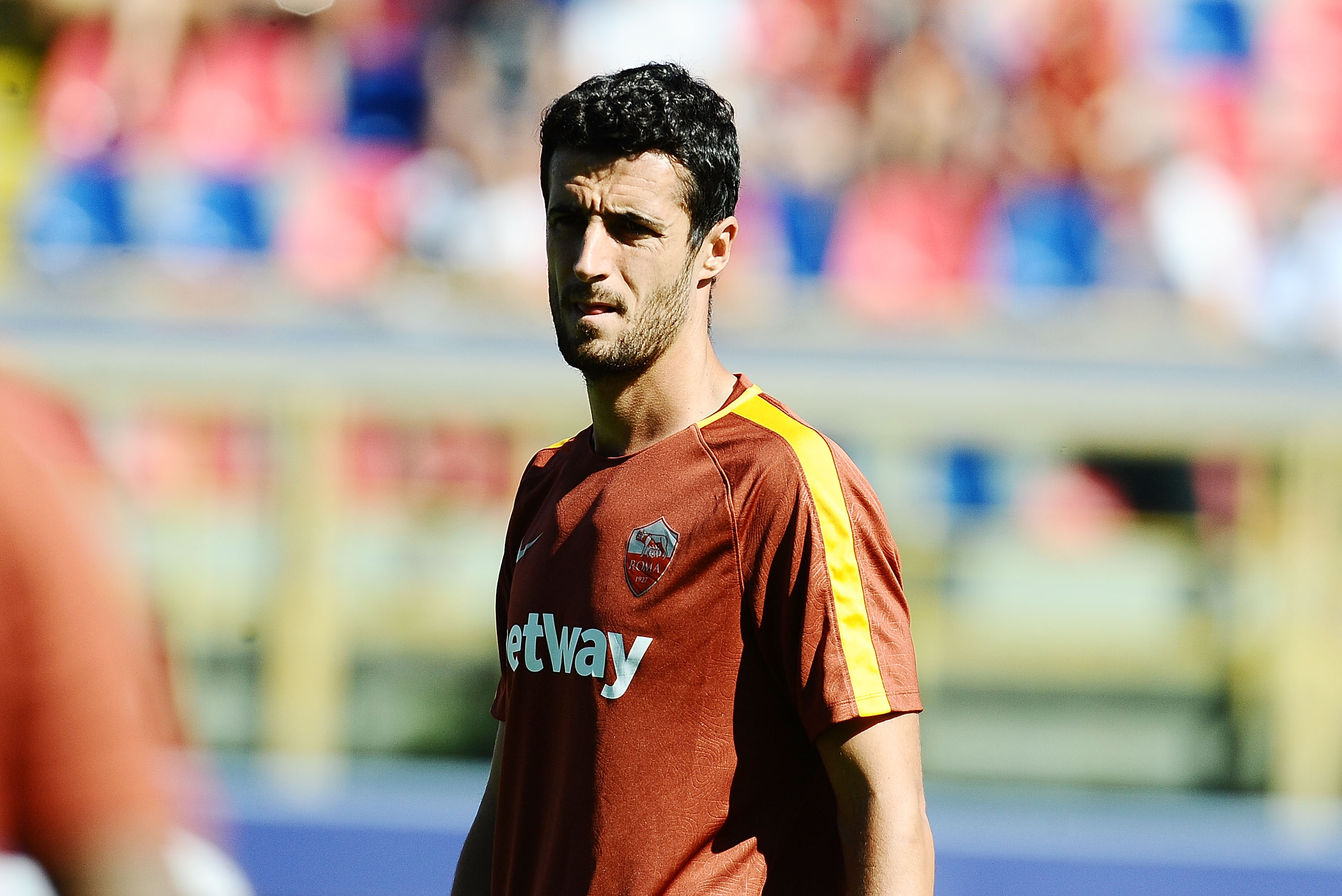 BOLOGNA, ITALY - SEPTEMBER 23: Ivan Marcano  of AS Roma looks on  during the warm up prior the beginning of the serie A match between Bologna FC and AS Roma at Stadio Renato Dall'Ara on September 23, 2018 in Bologna, Italy.  (Photo by Mario Carlini / Iguana Press/Getty Images)