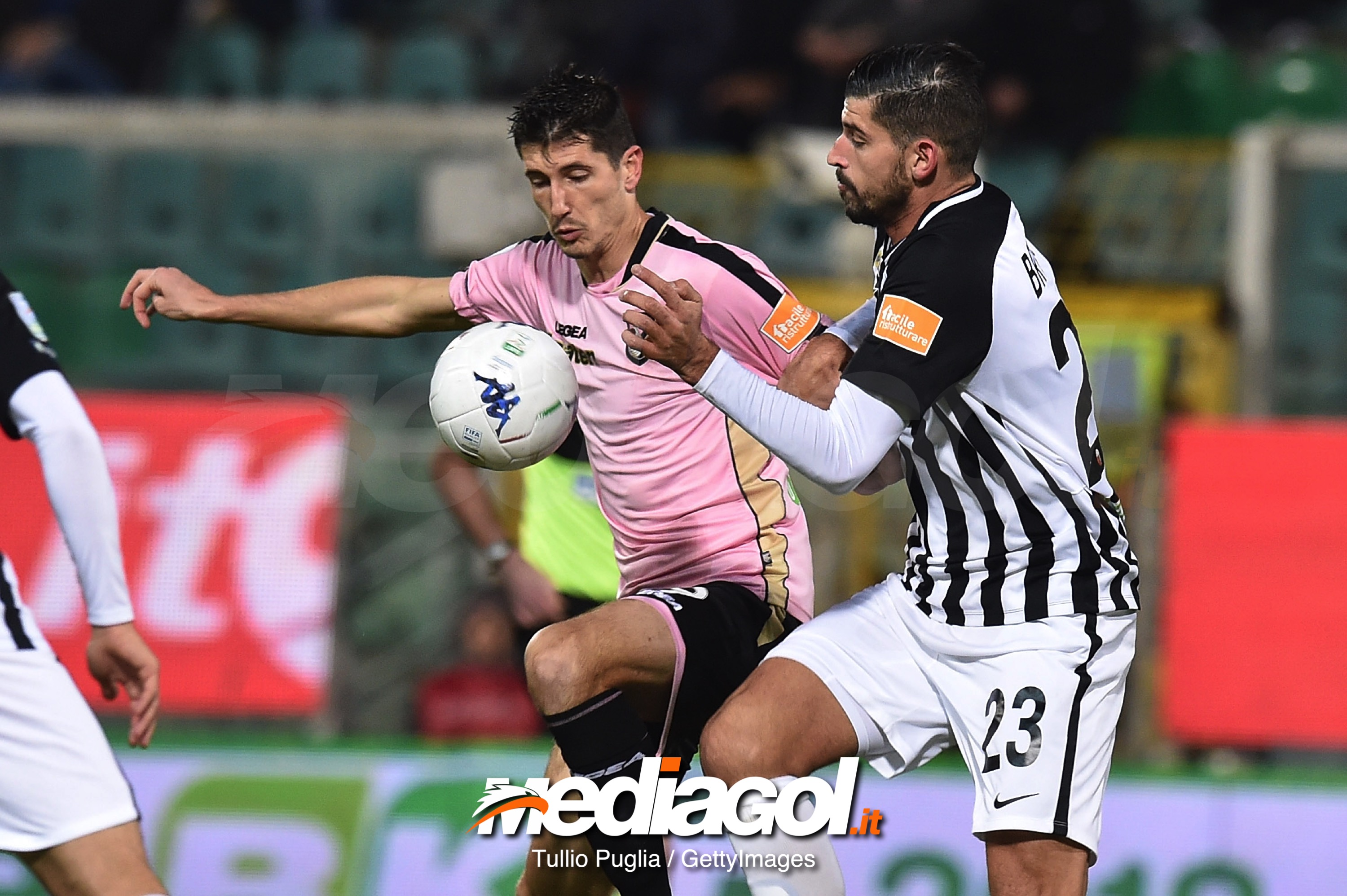 during the Serie B match between US Citta di Palermo and Ascoli at Stadio Renzo Barbera on December 27, 2018 in Palermo, Italy.