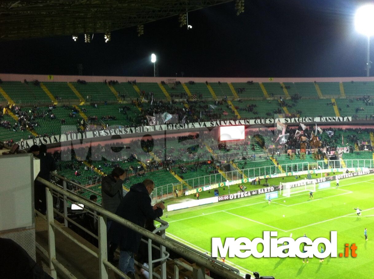 striscione palermo curva nord palermo-napoli