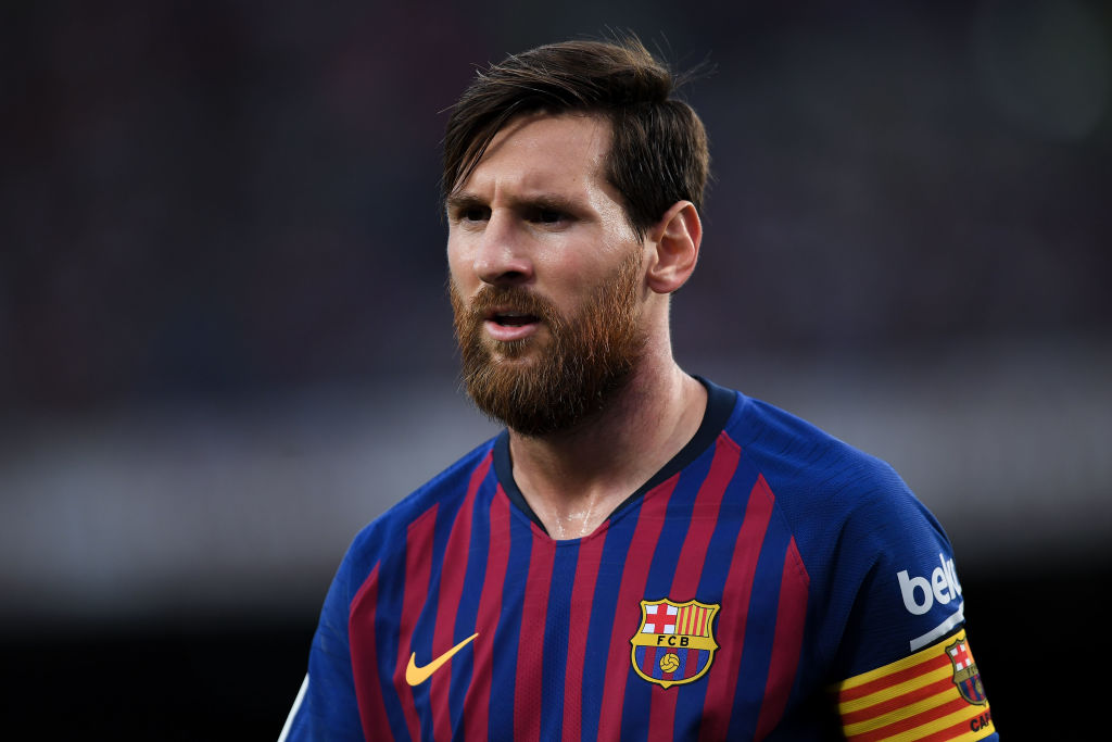 BARCELONA, SPAIN - SEPTEMBER 02:  Lionel Messi of FC Barcelona looks on during the La Liga match between FC Barcelona and SD Huesca at Camp Nou on September 2, 2018 in Barcelona, Spain.  (Photo by David Ramos/Getty Images)
