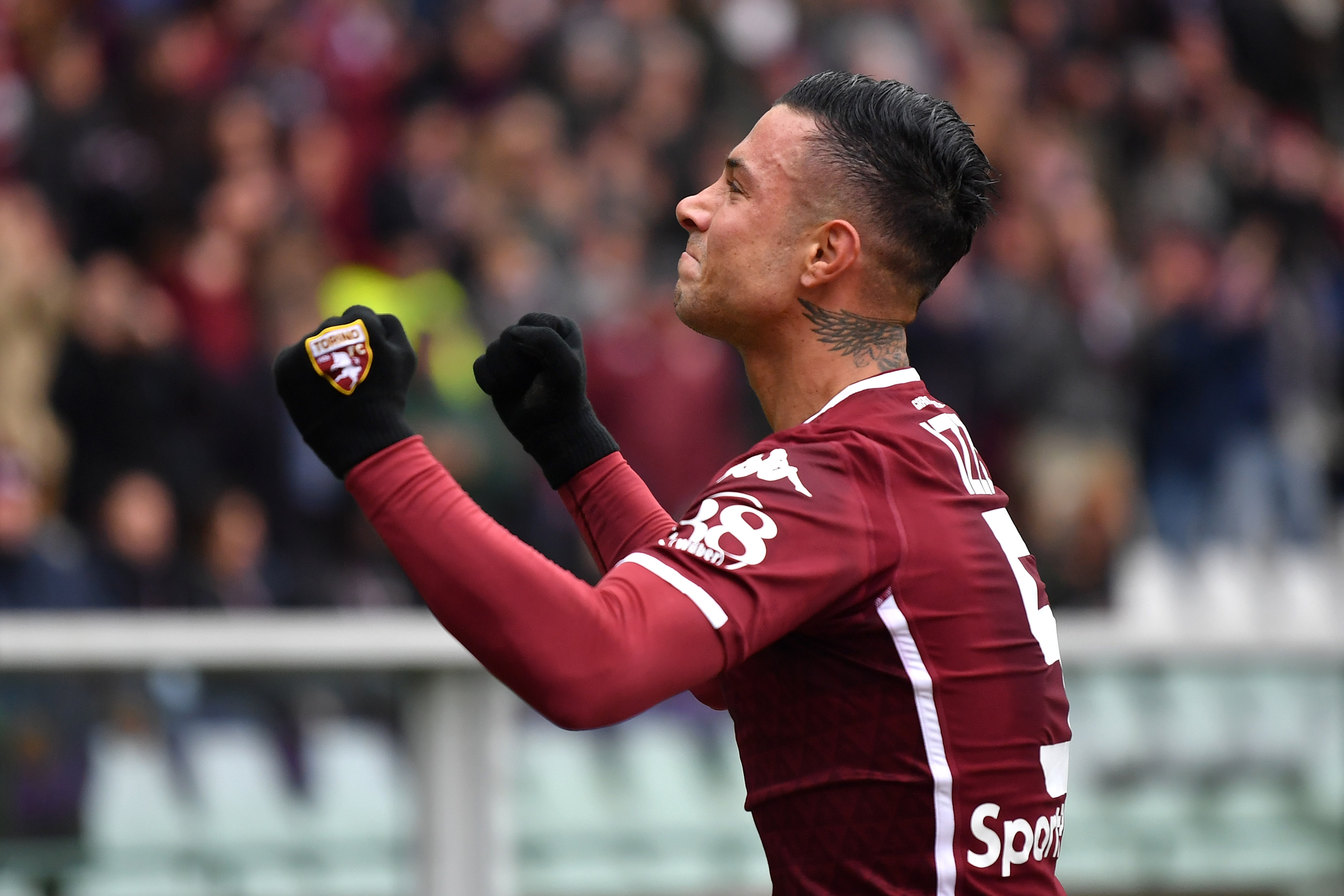 TURIN, ITALY - FEBRUARY 23:  Armando Izzo of Torino FC celebrates the opening goal during the Serie A match between Torino FC and Atalanta BC at Stadio Olimpico di Torino on February 23, 2019 in Turin, Italy.  (Photo by Valerio Pennicino/Getty Images)