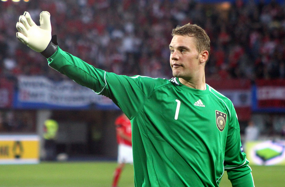 screen-manuel-neuer.png