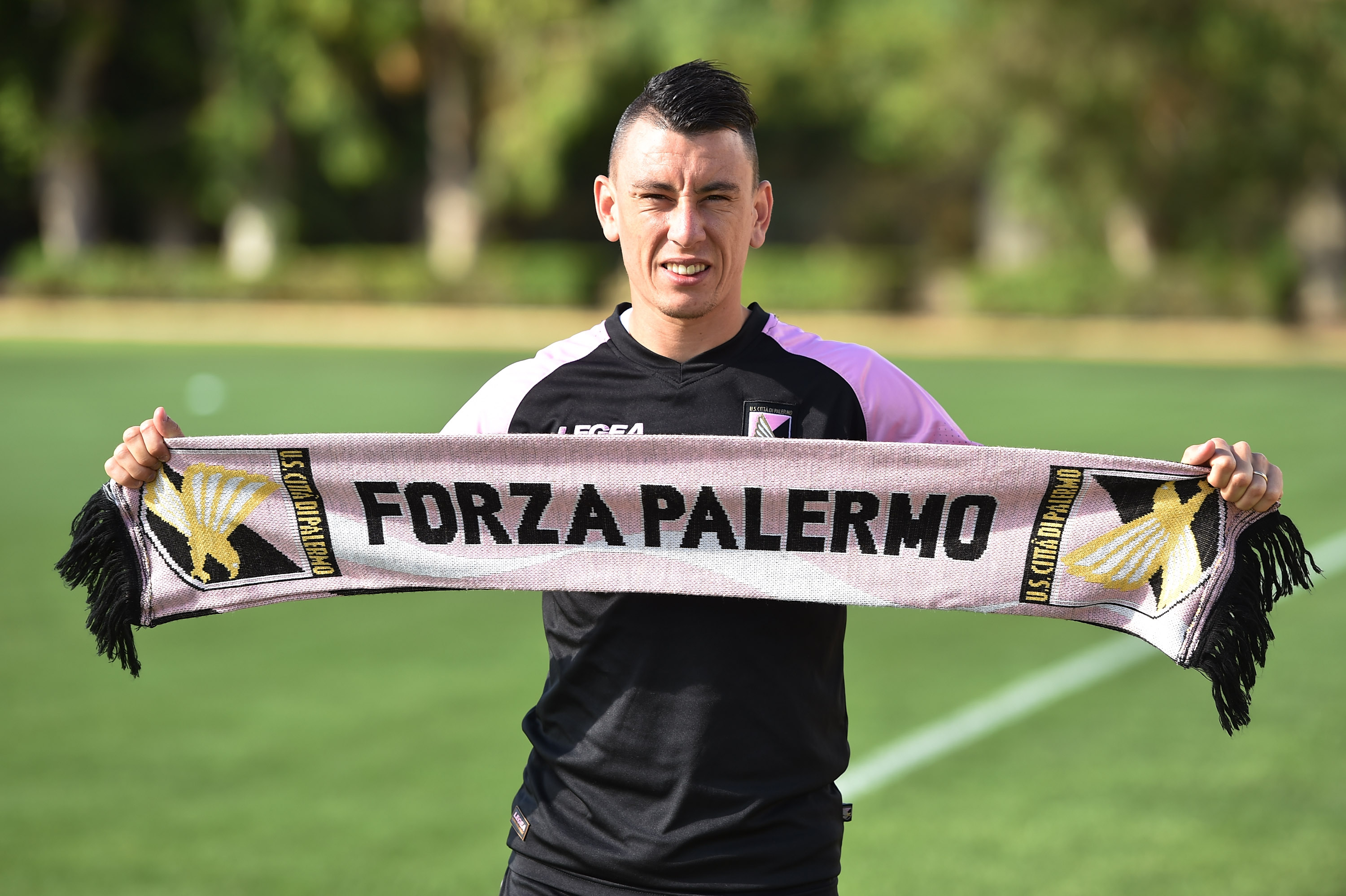 PALERMO, ITALY - AUGUST 16:  Cesar Falletti poses during his presentation as new player of US Citta' di Palermo at Carmelo Onorato training center on August 16, 2018 in Palermo, Italy.  (Photo by Tullio M. Puglia/Getty Images)