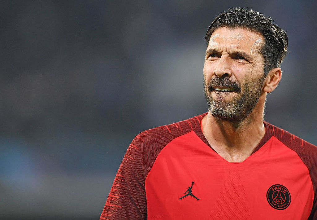 NAPLES, ITALY - NOVEMBER 06:  Gianluigi Buffon of Paris Saint-Germain in action during the Group C match of the UEFA Champions League between SSC Napoli and Paris Saint-Germain at Stadio San Paolo on November 6, 2018 in Naples, Italy.  (Photo by Francesco Pecoraro/Getty Images)