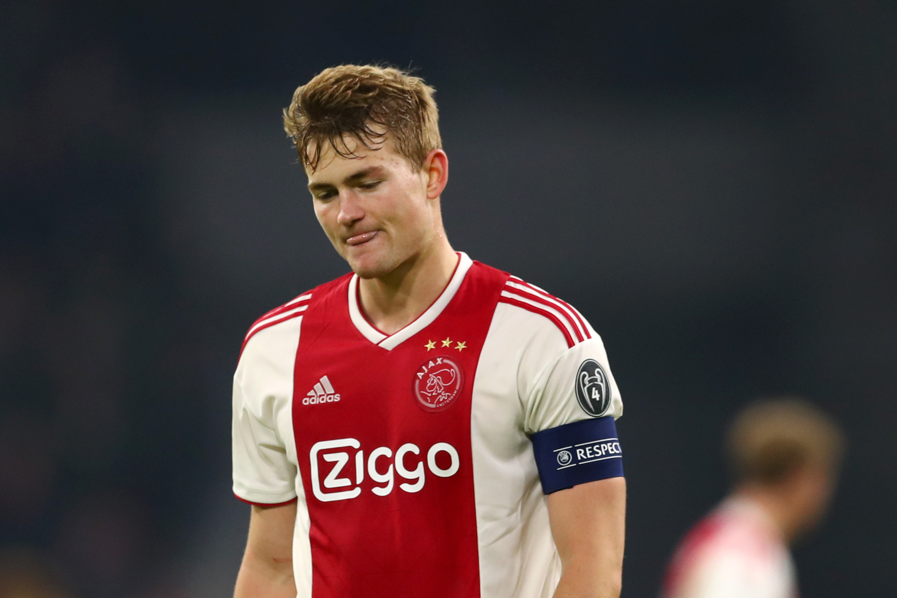 AMSTERDAM, NETHERLANDS - FEBRUARY 13: Matthijs de Ligt of Ajax looks dejected after the UEFA Champions League Round of 16 First Leg match between Ajax and Real Madrid at Johan Cruyff Arena on February 13, 2019 in Amsterdam, Netherlands.  (Photo by Lars Baron/Getty Images)