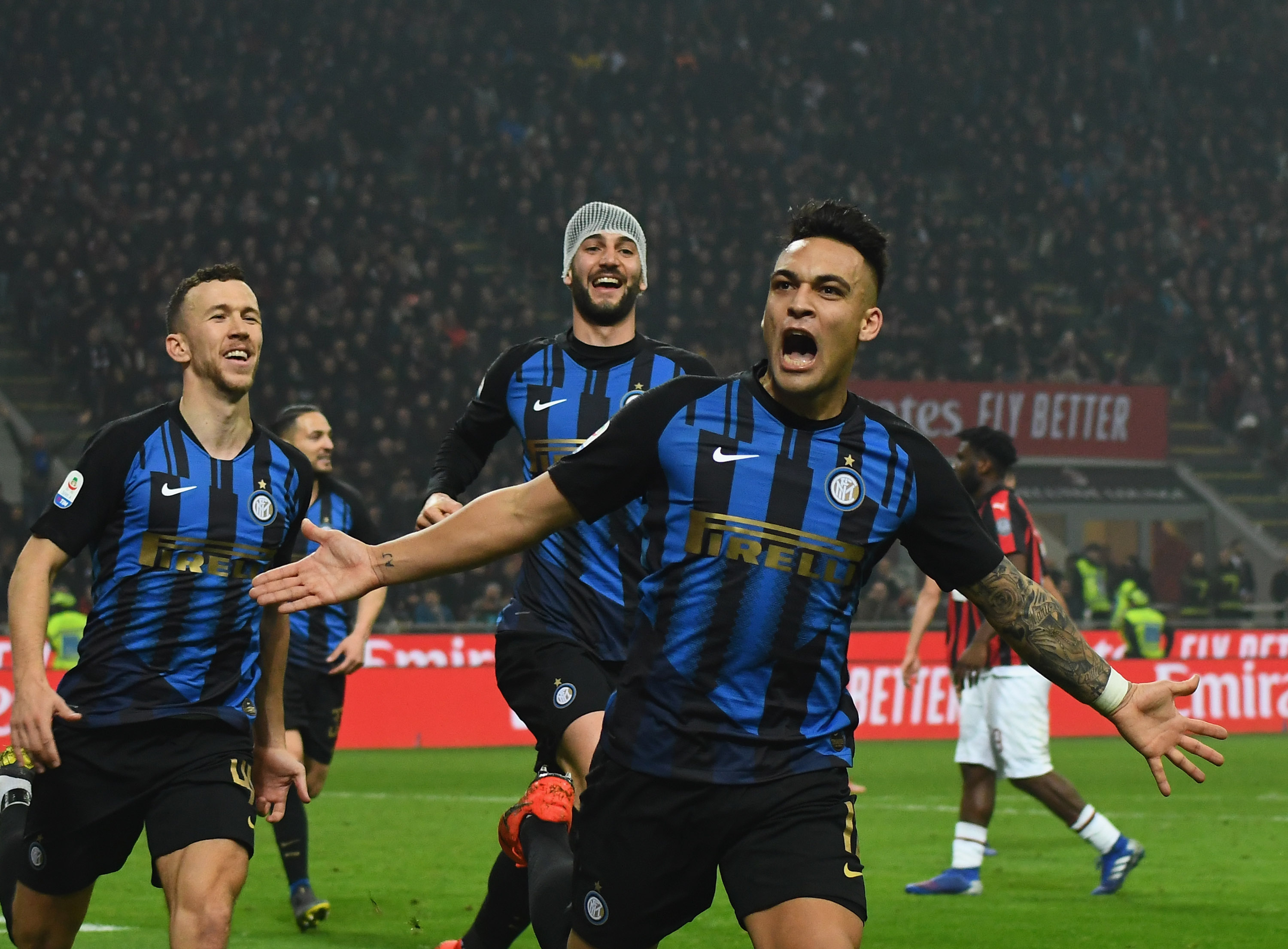 MILAN, ITALY - MARCH 17:  Lautaro Martinez of FC Internazionale celebrates   after scoring the goal during the Serie A match between AC Milan and FC Internazionale at Stadio Giuseppe Meazza on March 17, 2019 in Milan, Italy.  (Photo by Claudio Villa - Inter/Inter via Getty Images )