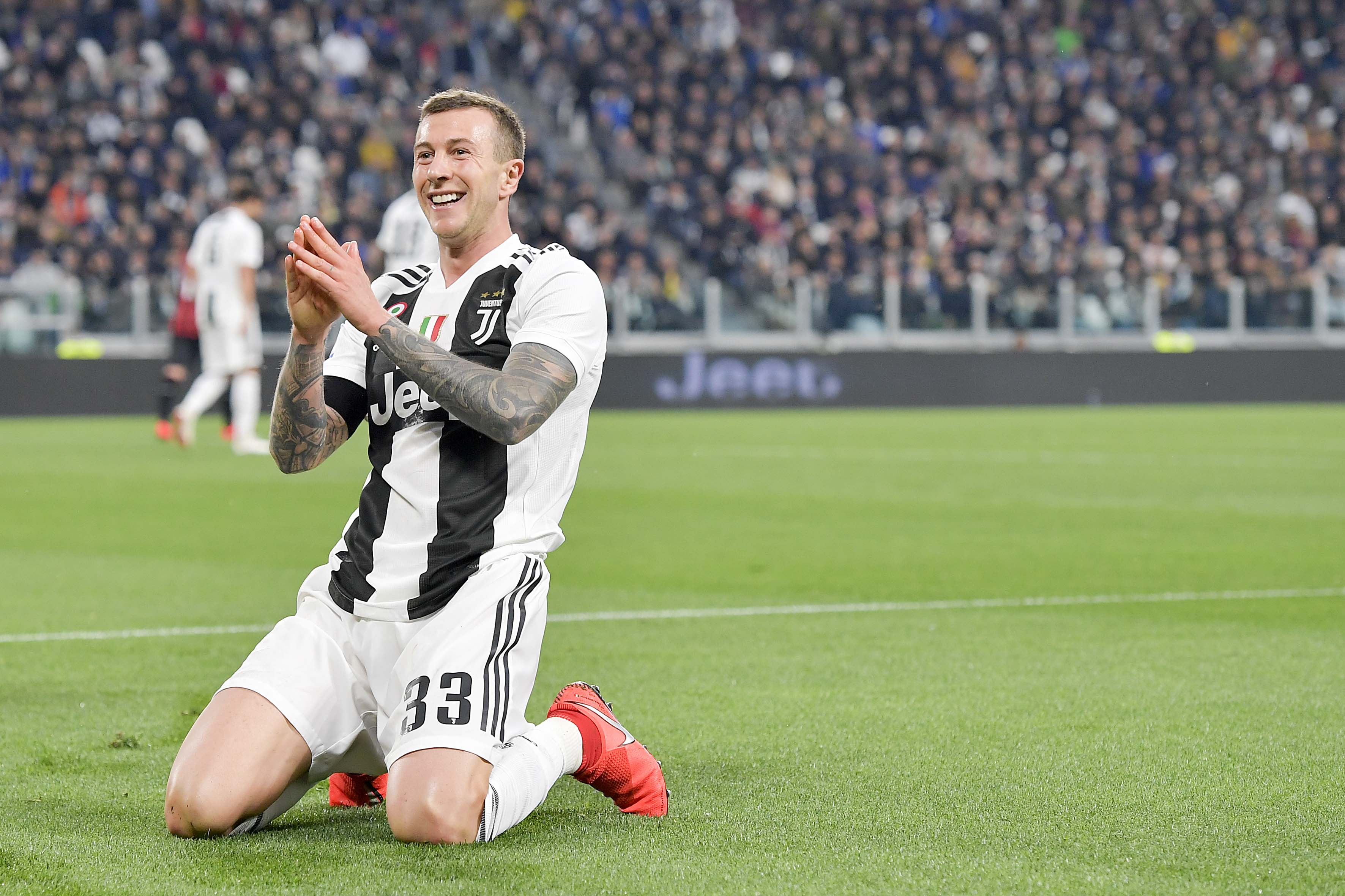 TURIN, ITALY - APRIL 06: Federico Bernardeschi of Juventus gestures during the Serie A match between Juventus and AC Milan on April 6, 2019 in Turin, Italy.  (Photo by Daniele Badolato - Juventus FC/Juventus FC via Getty Images)