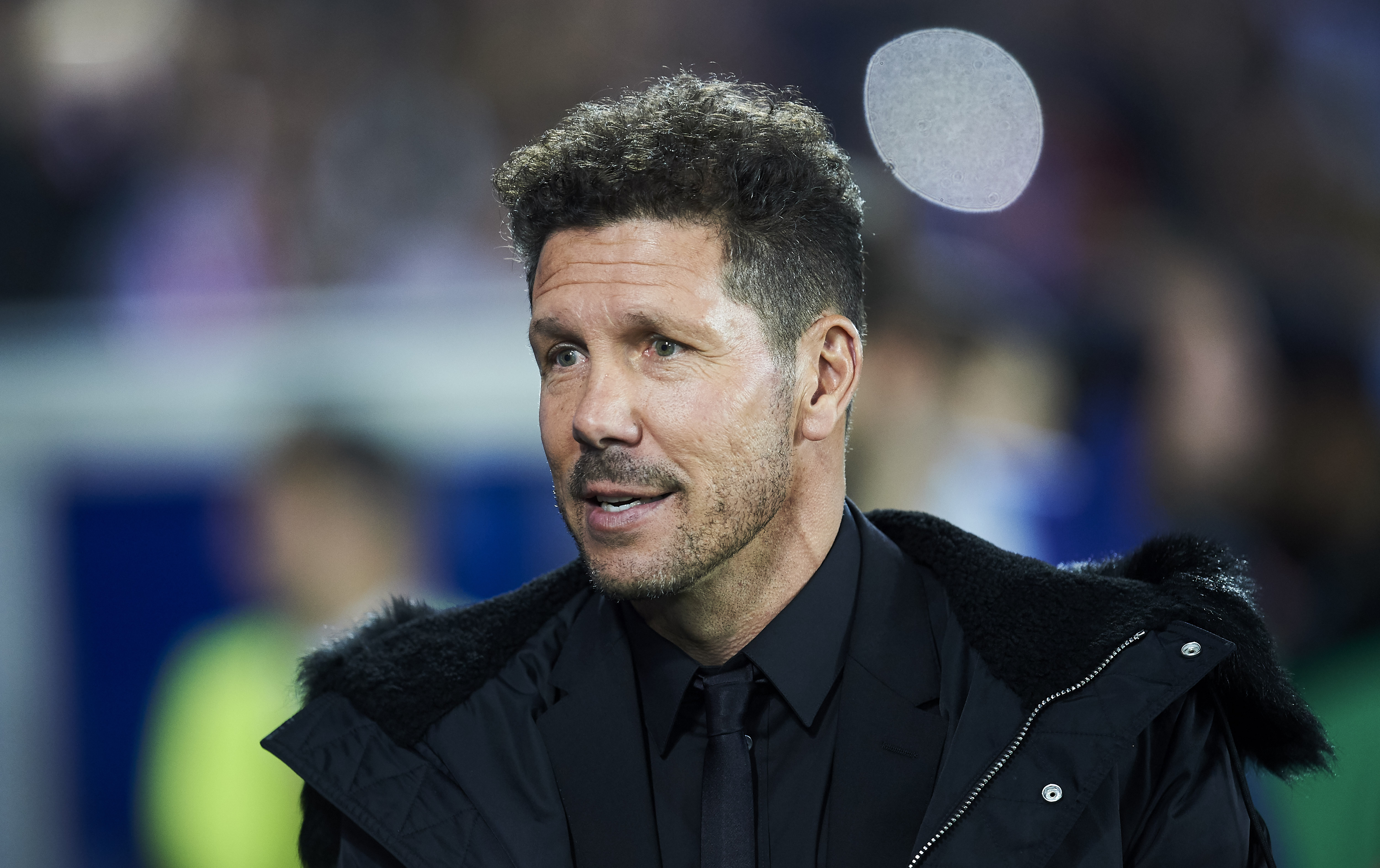 VITORIA-GASTEIZ, SPAIN - MARCH 30: Head coach Diego Simeone of Atletico Madrid looks on prior to the start the La Liga match between Deportivo Alaves and  Club Atletico de Madrid at Estadio de Mendizorroza on March 30, 2019 in Vitoria-Gasteiz, Spain. (Photo by Juan Manuel Serrano Arce/Getty Images)