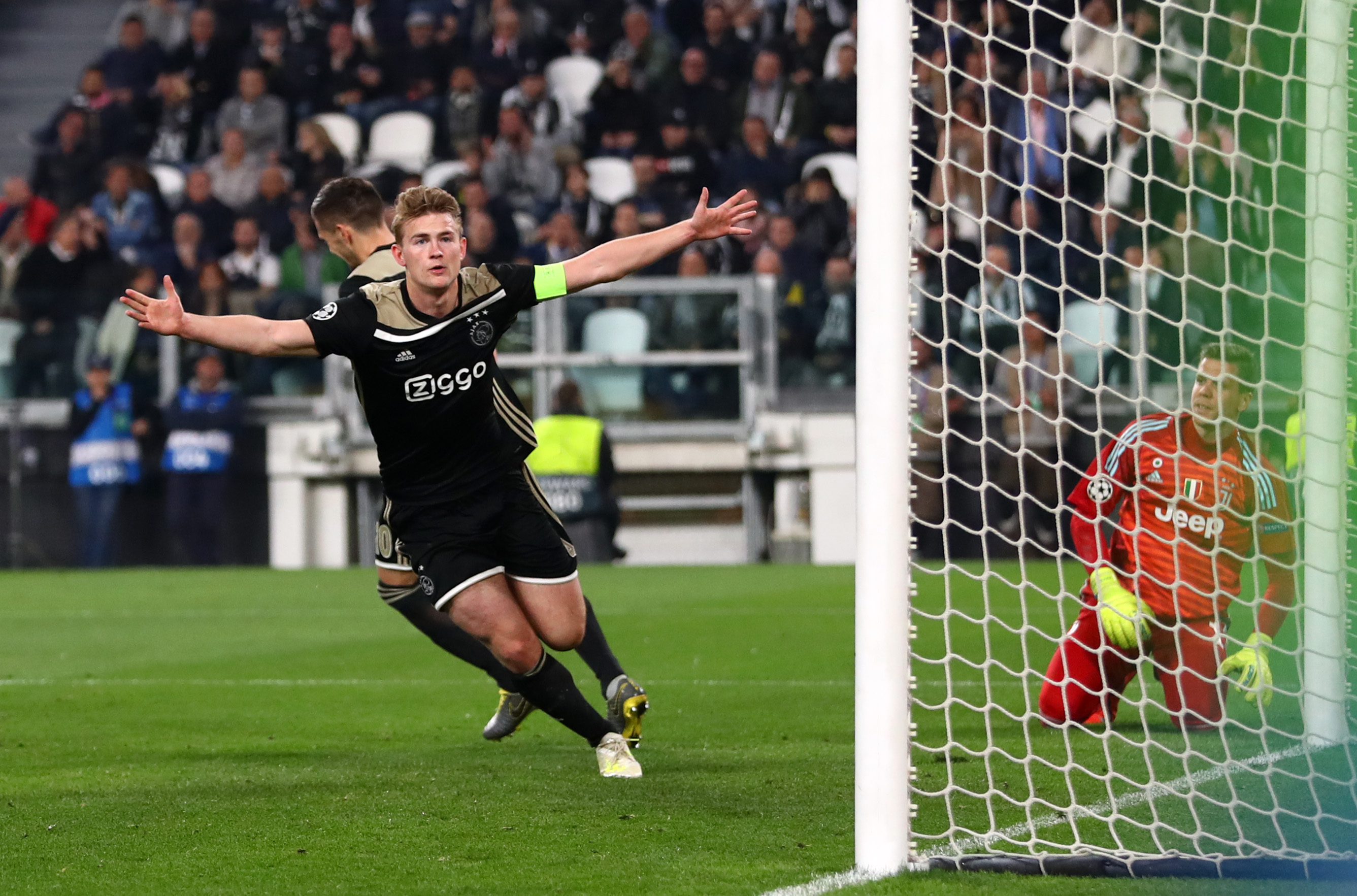 Juventus v Ajax - UEFA Champions League Quarter Final: Second Leg