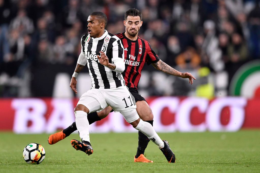 Suso Douglas Costa Juventus Milan