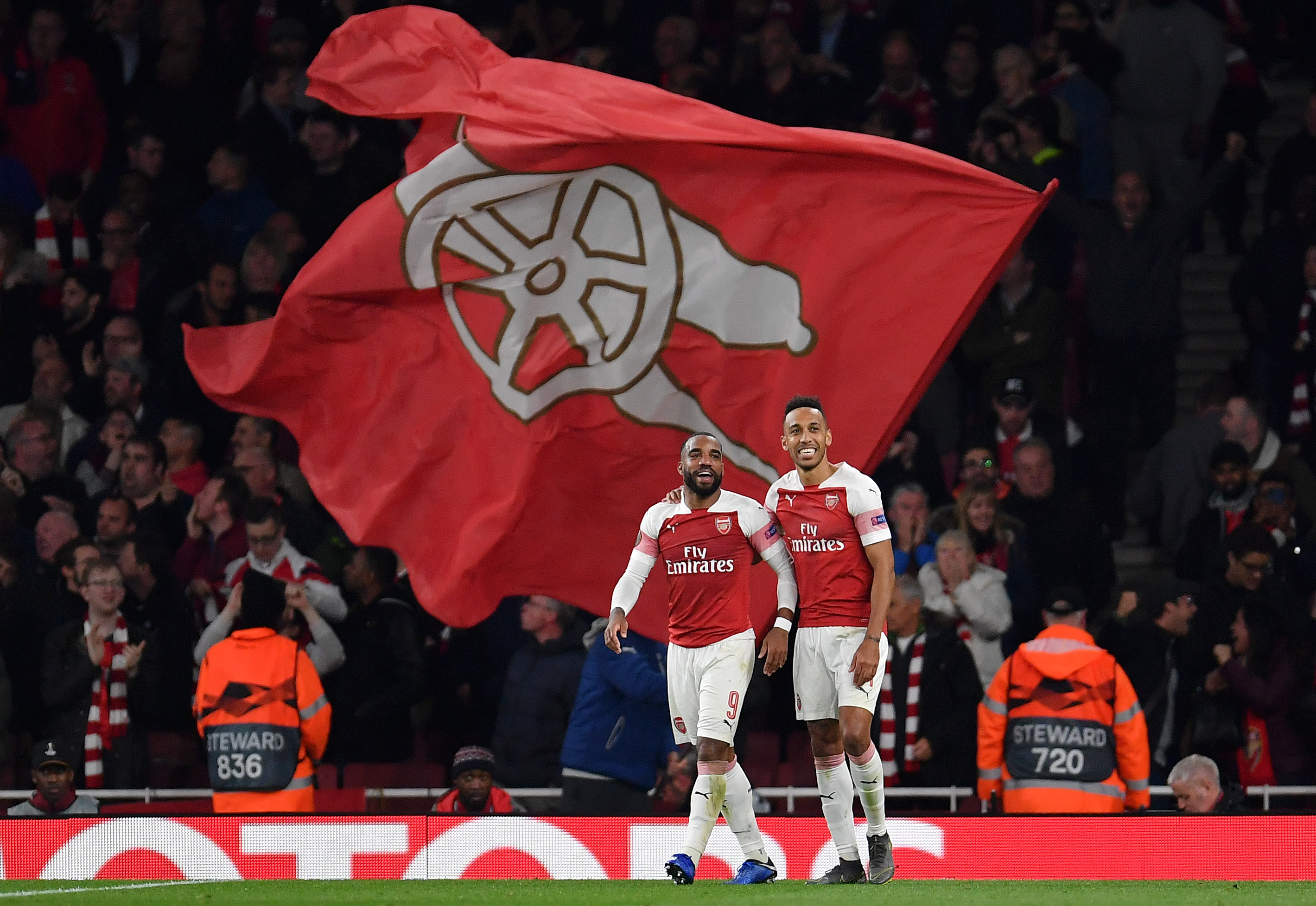 LONDON, ENGLAND - MAY 02:  Pierre-Emerick Aubameyang of Arsenal celebrates after scoring his team's third goal with Alexandre Lacazette during the UEFA Europa League Semi Final First Leg match between Arsenal and Valencia at Emirates Stadium on May 02, 2019 in London, England. (Photo by Justin Setterfield/Getty Images)