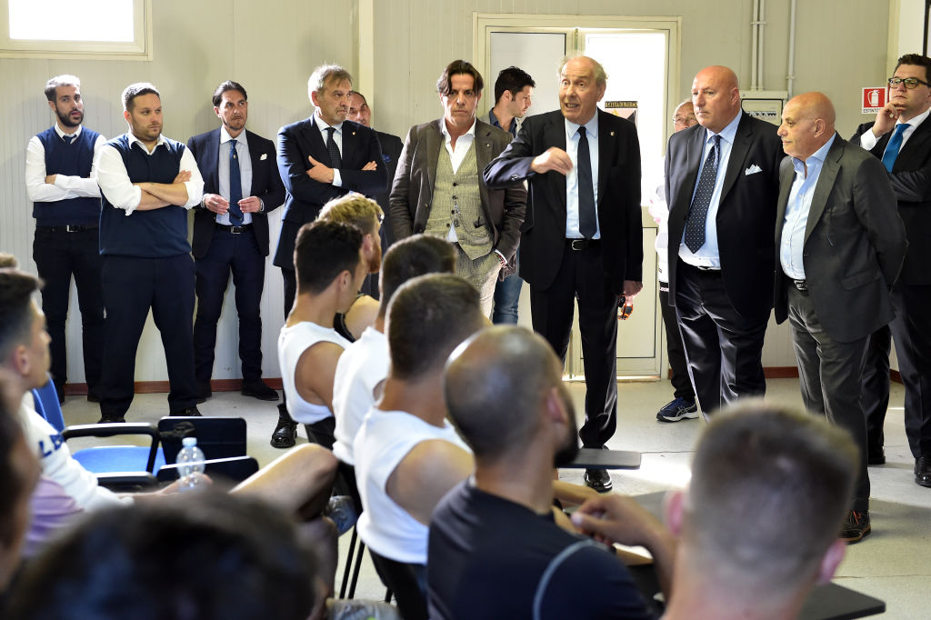 PALERMO, ITALY - MAY 08: Walter Tuttolomondo, Rino Foschi, Fabrizio Lucchesi, Salvatore Tuttolomondo and Stefano Pistilli meet the team at Campo Tenente Onorato on May 08, 2019 in Palermo, Italy. (Photo by Tullio M. Puglia/Getty Images)