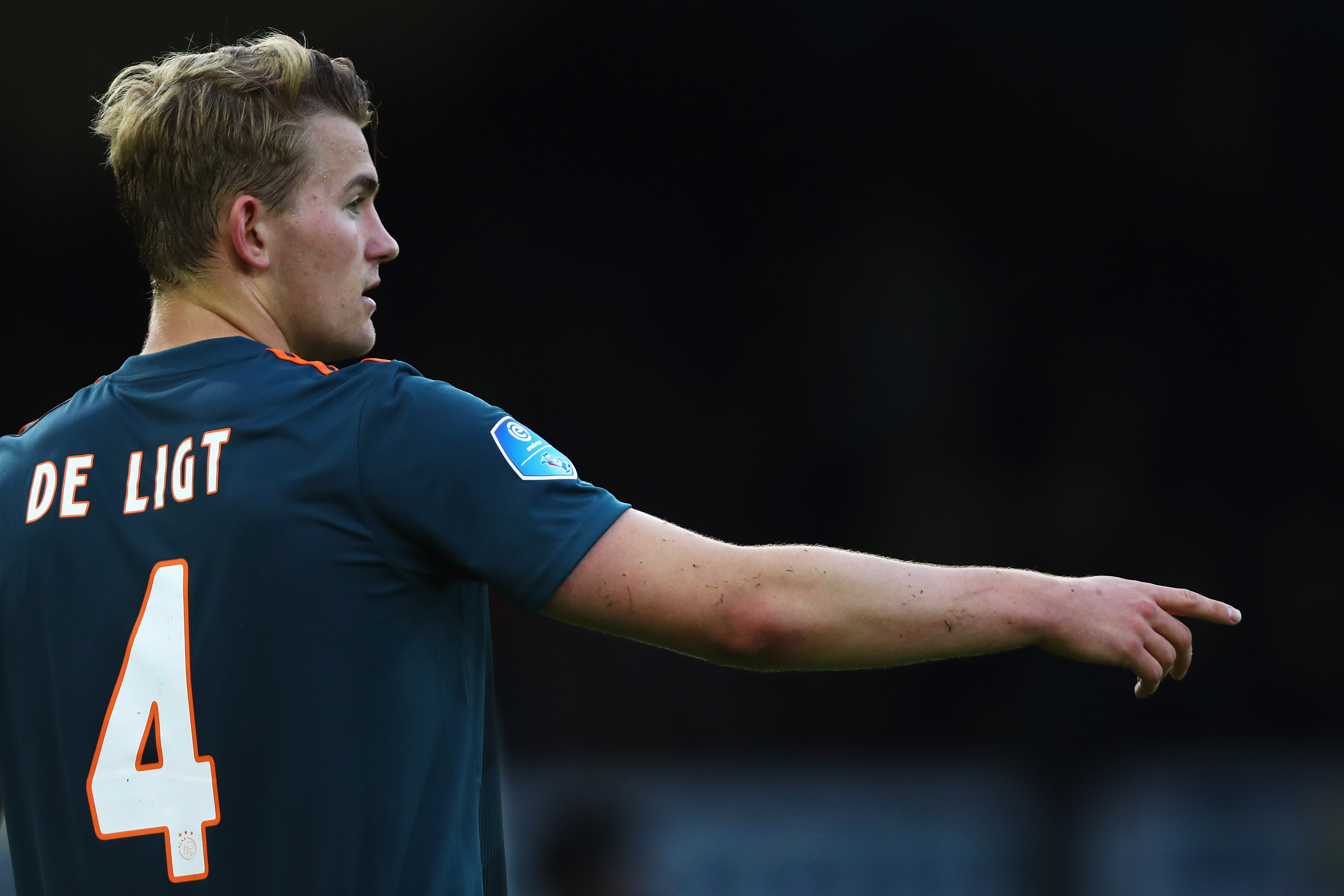 DOETINCHEM, NETHERLANDS - MAY 15: Matthijs de Ligt of Ajax signals to a team mate during the Eredivisie match between De Graafschap and Ajax at Stadion De Vijverberg on May 15, 2019 in Doetinchem, Netherlands. (Photo by Dean Mouhtaropoulos/Getty Images)