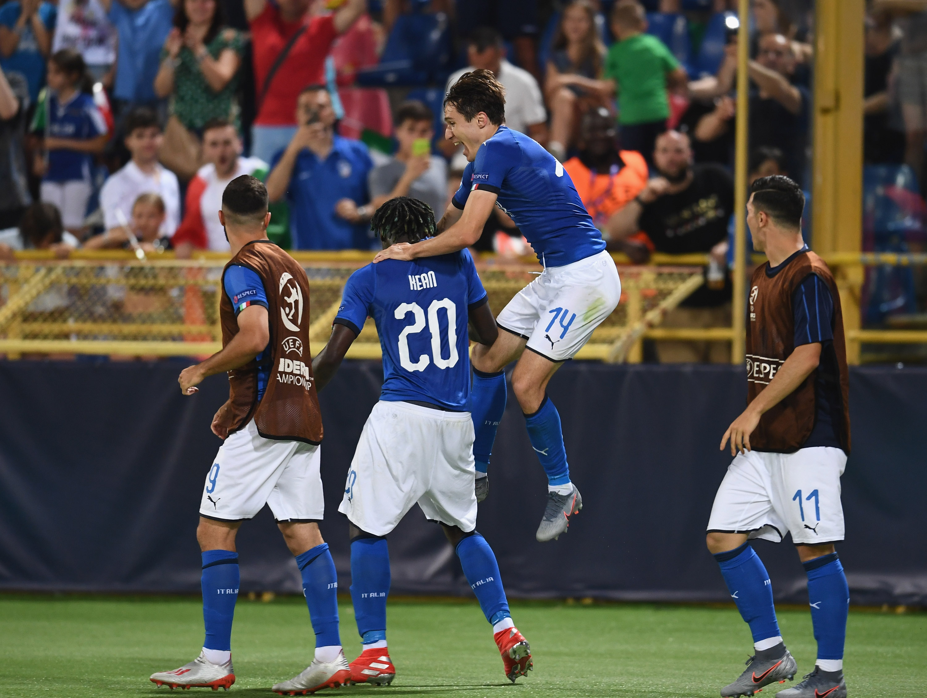 BOLOGNA, ITALY - JUNE 16:  Federico Chiesa of Italy celebrates after scoring the first goal during the 2019 UEFA U-21 Group A match between Italy and Spain at Renato Dall'Ara stadium on June 16, 2019 in Bologna, Italy.  (Photo by Claudio Villa/Getty Images)